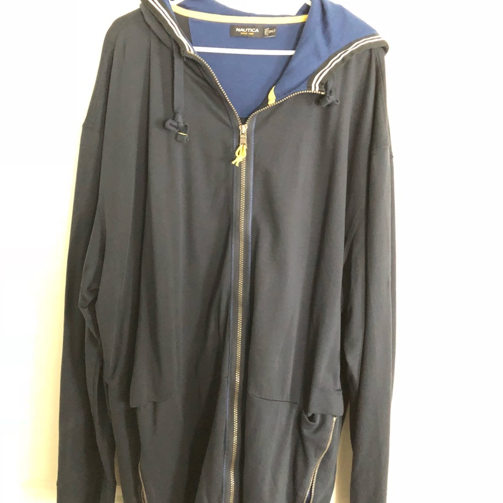 Almost new mens Nautica sweater